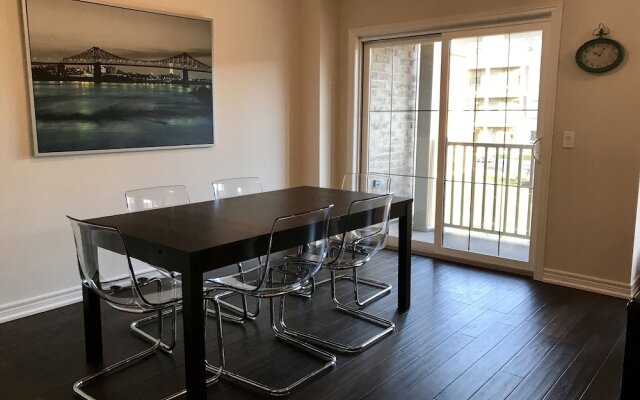 Private Waterview Town House