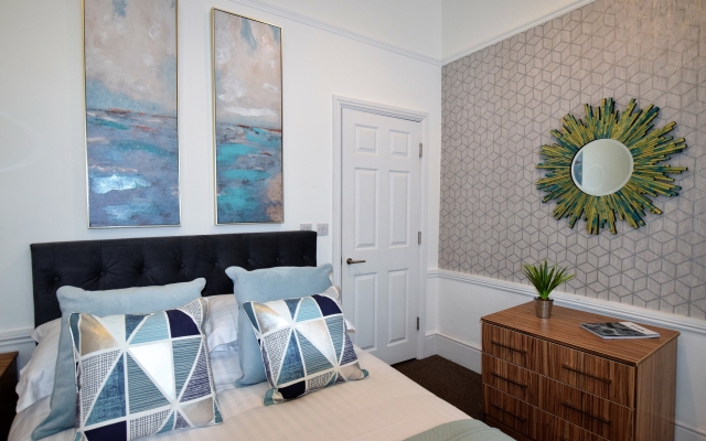 Your Apartment Berkeley Sq Pads #3