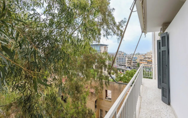 Zeus 2-Bedroom Apt with Acropolis View