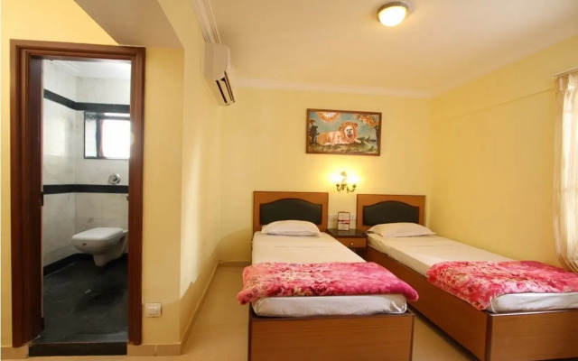 Nahar Manchester Inn