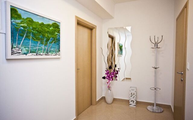 Split Apartments Peric