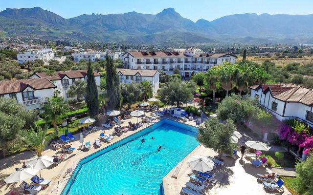 The Ship Inn Hotel and Villas