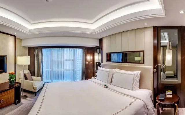Pavilion Century Tower Hotel