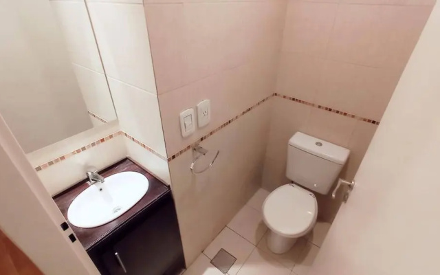 Ultimate Luxury 2 bedroom Retreat With Balconies and Amenities