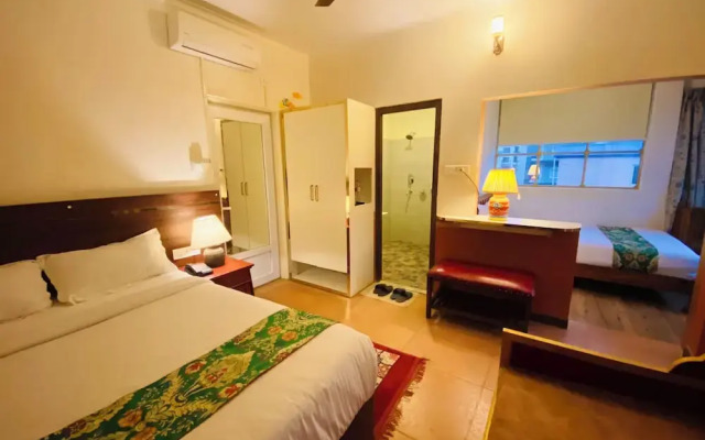 Three Jewels Boutique Hotel