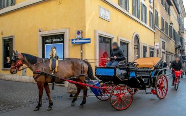 Alexander Apartment Condotti