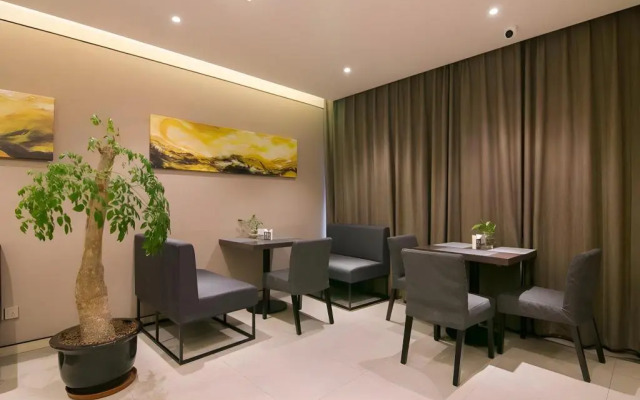 Homeinn Plus Hotel (Kunshan Beimeng Road Jiufang City)