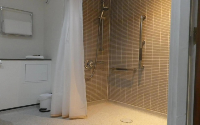 Holiday Inn Glasgow East Kilbride by IHG