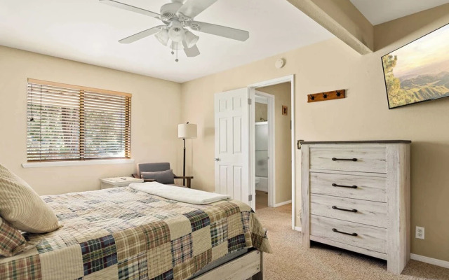 The Leehive Near Lake Arrowhead Village