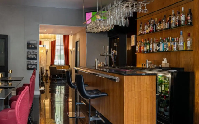 The Queens Gate Hotel