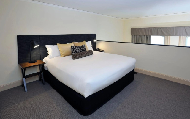 Grand Hotel Melbourne