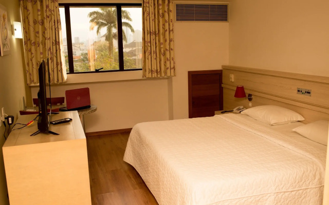 Alven Hotel by Slaviero Hotéis