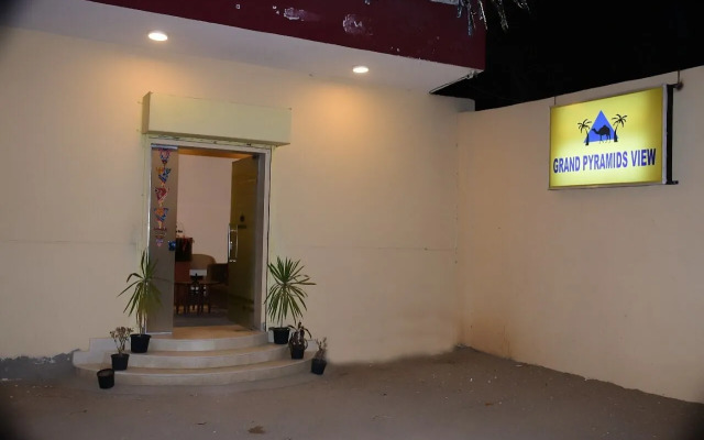 Grand pyramids view hotel