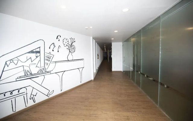 Transit Manyata by Staytrendz