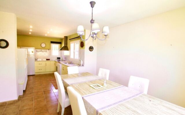 4Br Villa Milana Private Pool Sea Views Wifi 3 Mins Drive To The Beach