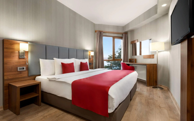 Ramada by Wyndham Van