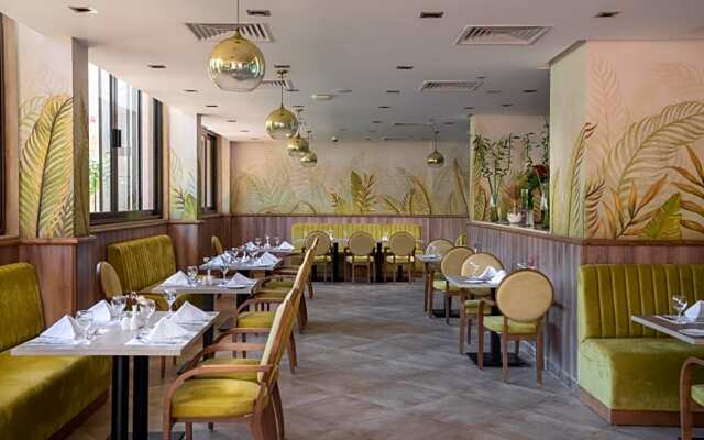 Rhactus Hotel New Alamein