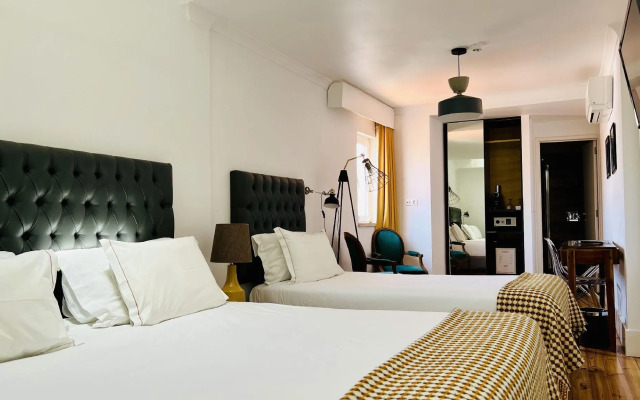 Quinta Colina by Shiadu