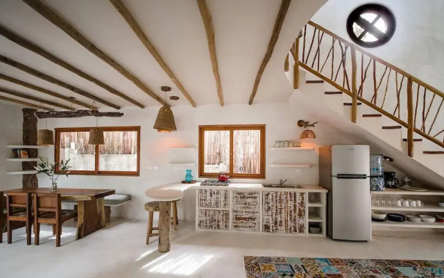 Zorba Estate
