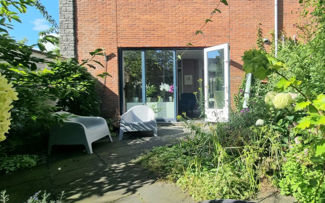 Lovely 1 bedroom with garden bnb