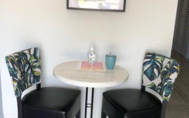INDIGO Apartments & Suites - 'Adults Only'