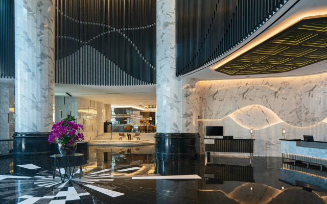 Renaissance Kuala Lumpur Hotel & Convention Centre – Lobby – Kuala Lumpur
