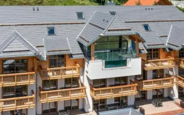 Schwarzenbach - Apartments & Rooftop Pool
