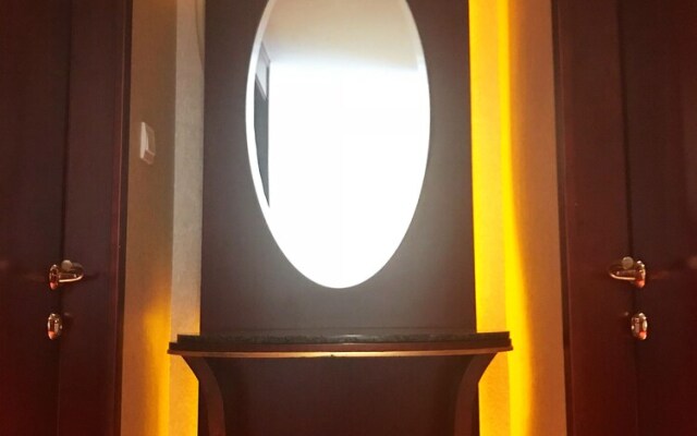 Jing'an Ziyuan Apartment