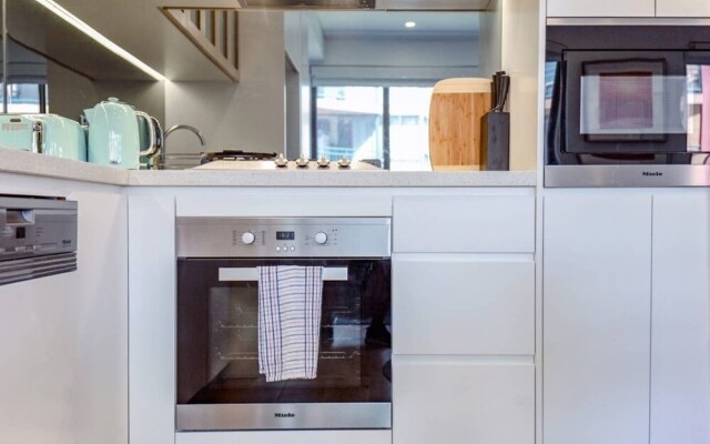 A19 Darling Harbour 2 BDR APT