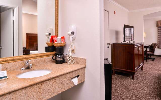 Quality Inn & Suites Beaumont