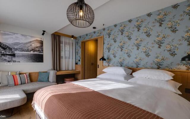 Hideaway Hotel Montestyria Chalets & Suiten