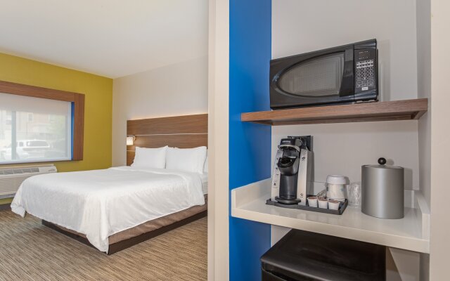 Holiday Inn Express & Suites Phoenix Tempe - University