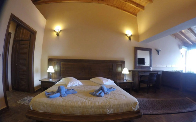 Loggas Hotel