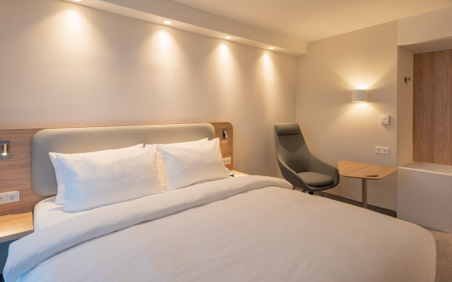 Holiday Inn Express and Suites Potsdam by IHG