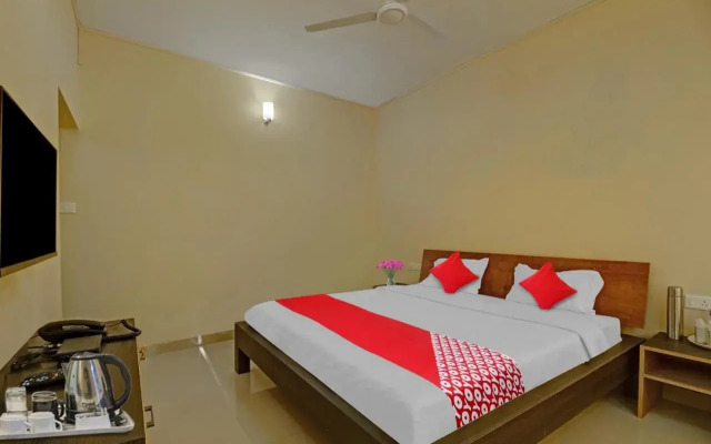 Oyo Flagship 806580 Hotel Inrisa