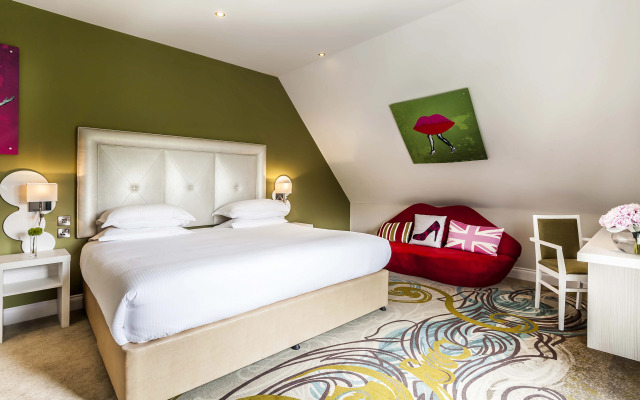 The Daffodil Hotel