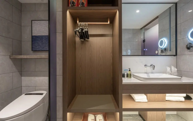 WorldHotel Quancheng Sqr Kuanholi Branch