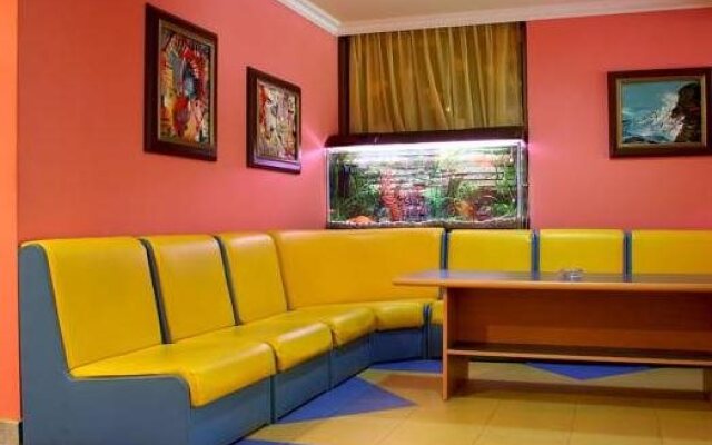 Briz 2 Hotel