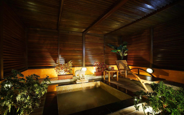 Seasons Boutique Motel