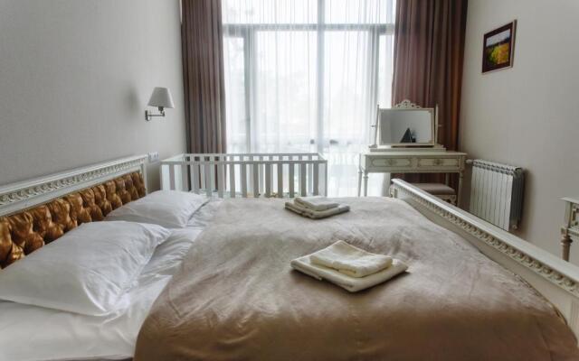 Boulevard apartment