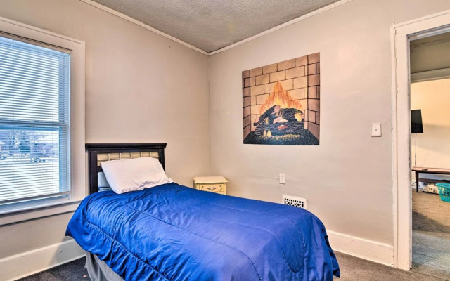 Awesome Detroit Apartment < 3 Mi to Midtown!