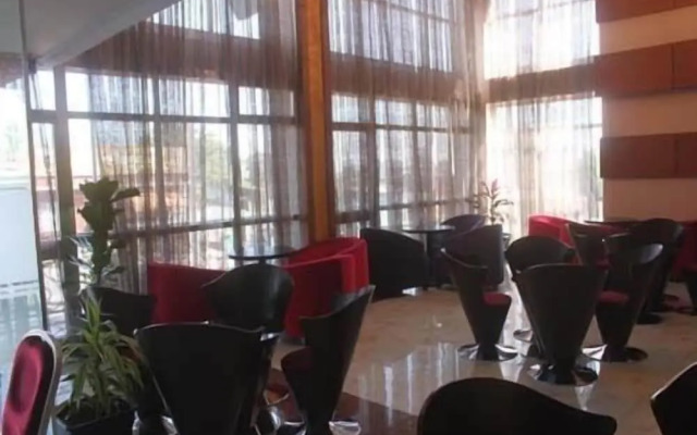 Tirar International Hotel