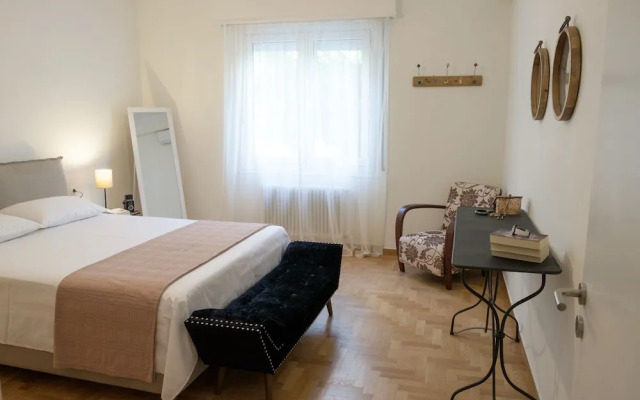 3BD Mansion Apartment in Kolonaki