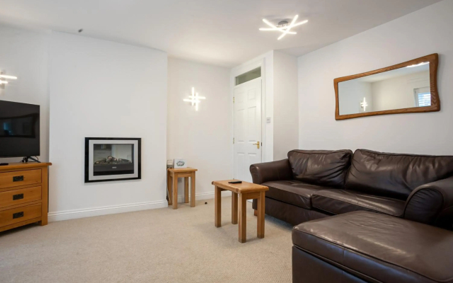 Keswick Ground floor apartment with parking