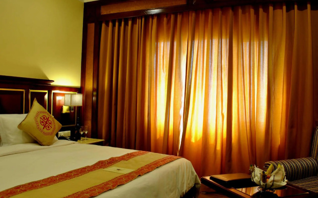 Dynasty Hotel
