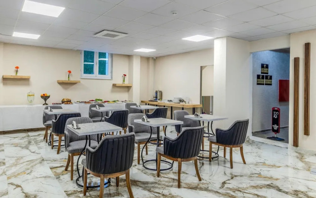 The Business Class Hotel