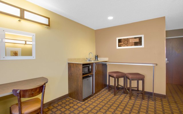 Microtel Inn & Suites by Wyndham Harrisonburg