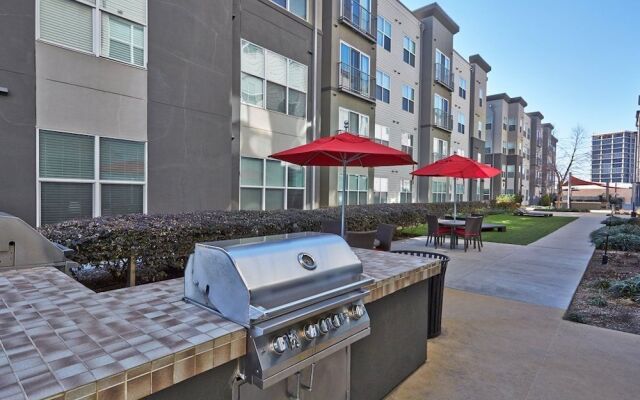 Dallas Beautiful 1BD 1BA Downtown Apartment