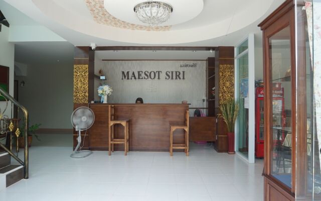 Maesot Siri Hotel