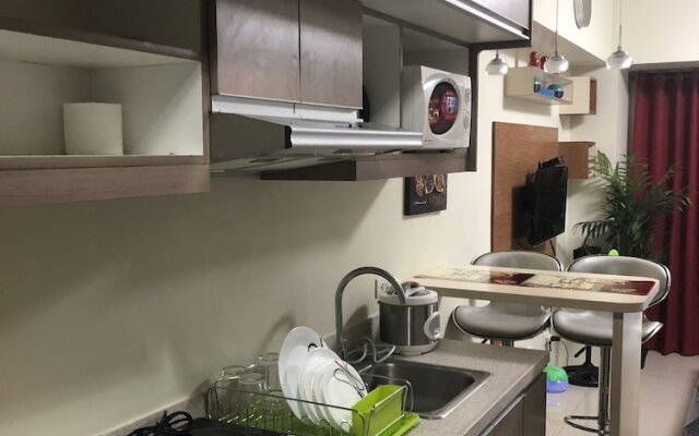 Cozy Furnished Rooms at Horizons 101